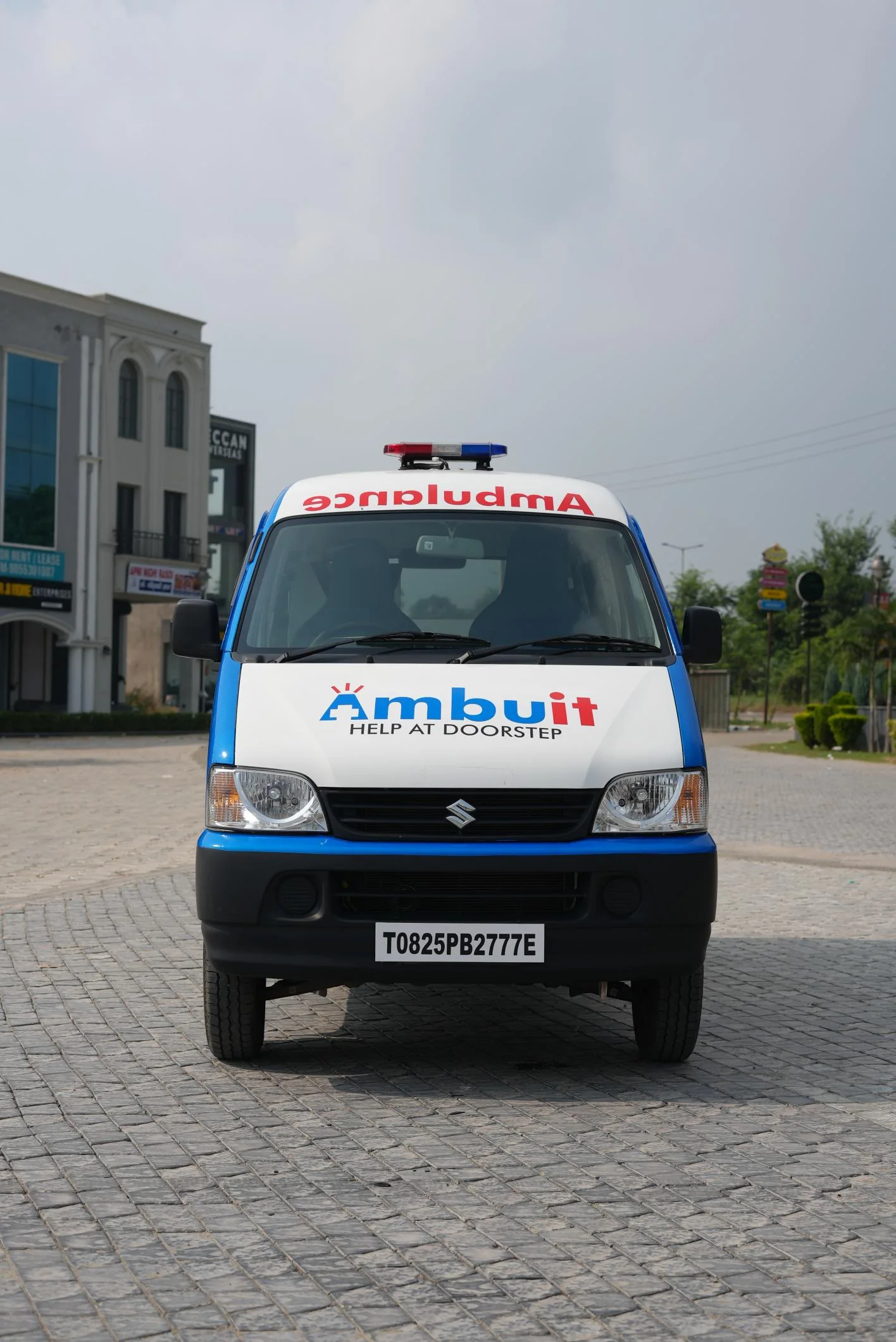 AMBUIT Ambulance Interior – ICU Equipment